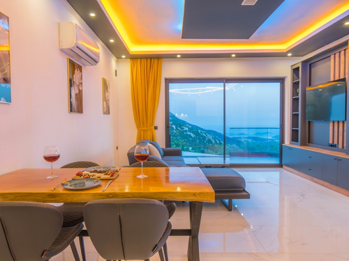  gece  -  Kasım
  | Kalkan İslamlar’da Jakuzili ve Korunaklı Muhafazakar Balayı Villası